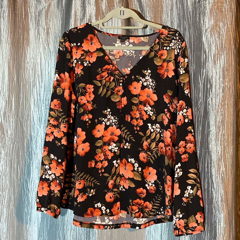 Ann Taylor factory size large blouse